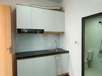 Nhanh   đang có tòa chdv nguyễn đức cảnh 105m x 6 tầng thang máy, ô tô, dòng tiền hơn 1 tỷ/năm. giá 3