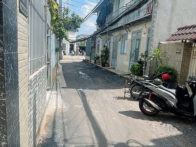 Bán nhà tỉnh lộ 43, bình chiểu, thủ đức   69m    giá 4.4 tỷ  còn thương lượng 1