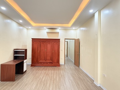 Lê trọng tấn 64m 4 tầng tứ trụ trời đất, gara, phân lô phong thần trấn địa 4