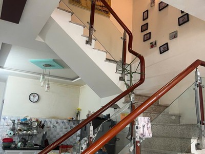 Nhà kiệt thẳng ra hoàng diệu, 51m2, 2 tầng sạch đẹp, 3.x tỷ 1