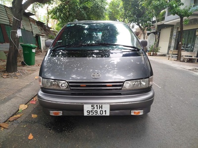 Toyota Previa sản xuất năm 1993, màu xám, 3