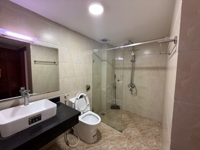 Cho thuê nhà ở và làm văn phòng chính chủ gần trường việt pháp 4