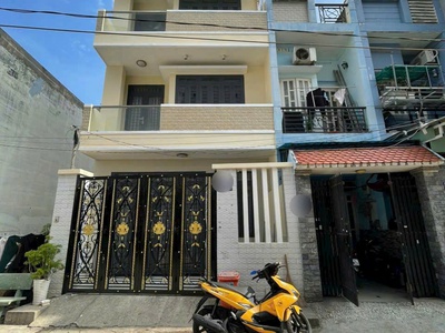 Nhà hẻm đường số 3, Bình Hưng Hòa dt 71m2 2 lầu 4pn 3wc giá 6,8 tỷ 1