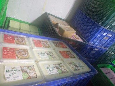Cung cấp kem cân, kem kí, kem cây, kem hộp, vỏ ốc quế, vỏ kem các mẫu mã, bò bía , kem bông 10