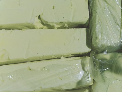 Cung cấp kem cân, kem kí, kem cây, kem hộp, vỏ ốc quế, vỏ kem các mẫu mã, bò bía , kem bông 12