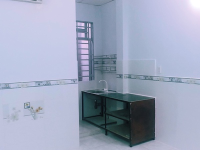 PHÒNG 18m2, đủ TIỆN NGHI, riêng tư, có MÁY LẠNH, giá chỉ 3.300.000 3