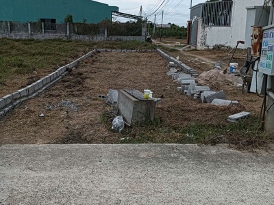 Bán lô đất thổ cư 2 mặt tiền siêu đẹp - cách chợ tôn vài trăm mét 0