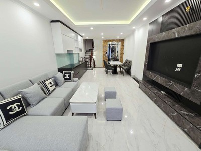 Cần bán nhà mới 45m 6 tầng thang máy gần chợ đồng dinh thạch bàn ngõ thông ô tô 9 tỷ 9 3