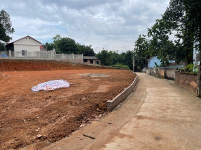 Sở hữu ngay lô đất đẹp - giá tốt - vị trí đắc địa tại xã thụy an  tháng 7 là xã quảng oai ạ  - ba 1