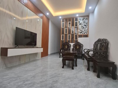 Nhà đẹp   đền lừ - 5 tầng 40m2 giá nhỉnh 7 tỷ 0