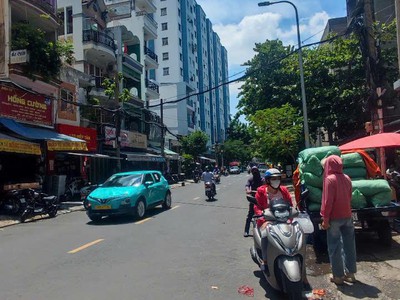 Chỉ 12 tỷ xíu  nhà mặt tiền vị trí kinh doanh gần 3/2-tân phước  4 tầng,cn 38 2
