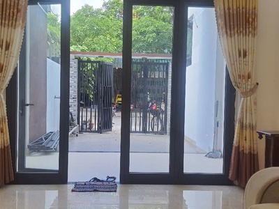 Bán nhà 3 tầng mới   full nội thất   mặt tiền đường phước tường 1, cẩm lệ. 2