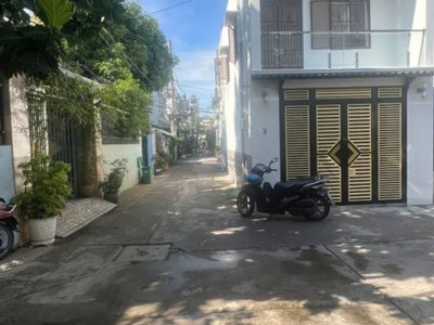 Bán nhà 4.5 tỷ còn 3.69 tỷ, 40m2, ngang 4m, hẻm xe hơi ,bìnhtân 2
