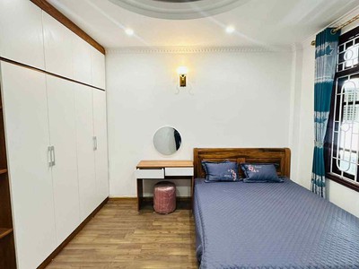 7.2TỶ PHỐ ĐẠI LA 35m2 5TẦNG ngõ nông chỉ 20m là ra ngõ oto. 5
