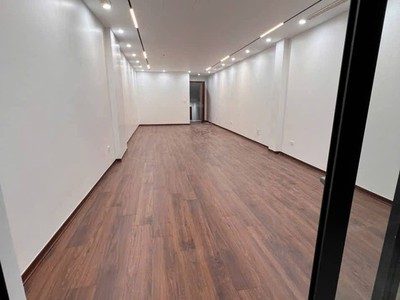 Bán nhà mặt phố kim đồng   2 mặt đường   thang máy   vỉa hè rộng   113m    46 tỷ 4