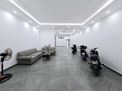 Toà văn phòng kết hợp nhà ở đỉnh cao cầu giấy - gara 2 ô tô - 10m ra phố - kinh doanh - ngõ thông - 1