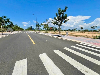  bán đất k2 đường đặng quang cầm   cách biển chỉ 300m   giá chỉ 2tỷ9  0