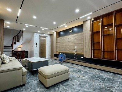 Bán nhà lĩnh nam mới koong- thang máy- mt rộng-lô góc - 6,99tỷ 0