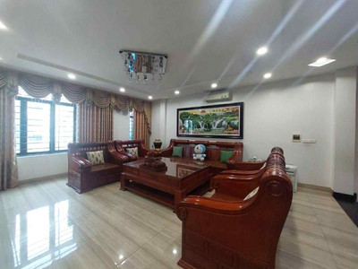 Siêu phẩm lâm hạ view vườn hoa, 81m x 5 tầng, mặt tiền 6m, vỉa hè, 3 ôtô tránh nhau 2