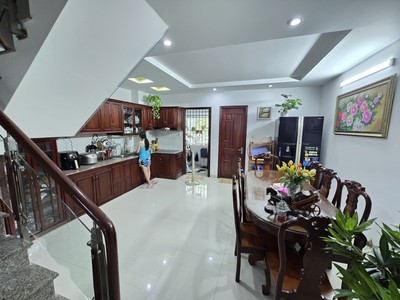 Bán nhà 100m , 2 tầng, 2pn,  linh đông, thủ đức - 4.95  tỷ 2