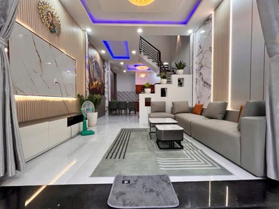 4ty550 shr ngay tl12 gần uỷ ban phường thạnh lộc, full nội thất 0