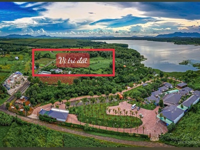 Mảnh đất siêu đẹp view hồ - phù hợp làm homestay, nhà nghỉ dưỡng 0
