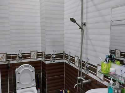 Cho thuê nhà mặt tiền hẽm 4PN 2