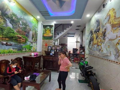 Cho thuê nhà mặt tiền hẽm 4PN 5