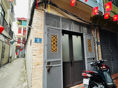 Bán nhà trung tâm bồ đề 5 tầng 5.3 tỷ 1