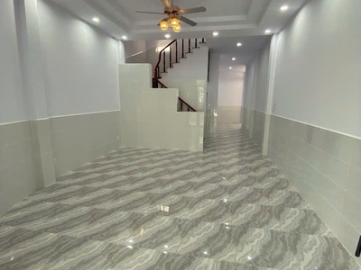 Nhà siêu rẻ - xe hơi ngủ trong nhà - tỉnh lộ 10 - 3 tầng -  112m2   4.5 25m  - nhỉnh 50tr/m2 0