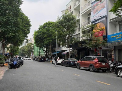 Bán nhà góc 3 mặt tiền hiếm   lê thị hồng gấm, p. cầu ông lãnh, quận 1 0