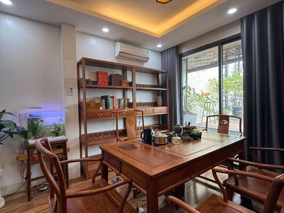 Bán nhà hoàng quốc việt, phân lô, ôtô đỗ 2 mặt, kinh doanh, dân xây, 46m2 giá 15 tỷ 2