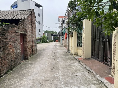 Cần bán lô góc 40,1m2 đất thôn Lời, Đặng Xá, Gia Lâm. Cách 50m ra đường ô tô tránh, hồ điều hòa 3
