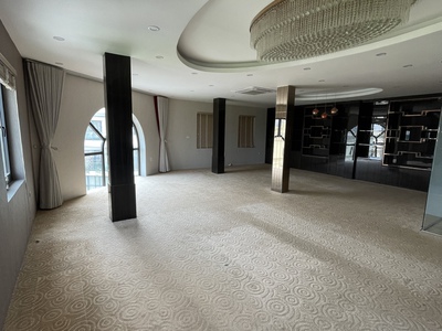 Cho thuê biệt thự ngõ 214 Nguyễn Xiển ,120m x 5 tầng 1 tum thông sàn , thang máy riêng có PCCC 2