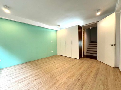 Bán Nhà Nguyễn Văn Cừ, Bồ Đề, Long Biên, 32m2, 5 tầng, full nội thất, ở ngay 4