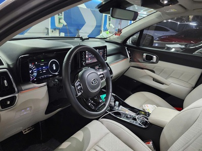 Cần Bán Xe Kia Sorento Signature 2.5 Đời 2022 4