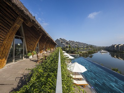 Cần bán biệt thự view sông sau nhà, đã hoàn thiện nội thất,hồ bơi- chỉ 14ty 3