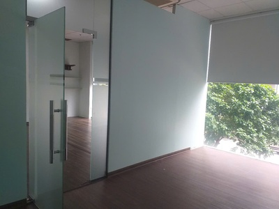 Cho cty, văn phòng, ngân hàng, thuê căn hộ chung cư cao cấp đường nguyễn văn huyên - hoàng quốc việt 1