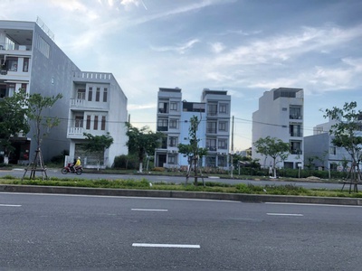 Bán lô mặt tiền đường Minh Mạng  gần bãi tắm du lịch Sơn Thủy trung tâm Quận Ngũ Hành Sơn 2