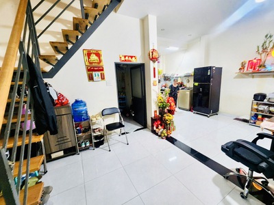 Hot, kẹt tiền bán gấp nhà đẹp hưng phú  p10 q8  dt 37m2  6 x 7m  2t, 3pn, 3wc chỉ 4.15 tỷ 0