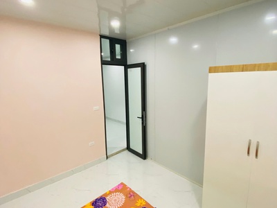 Cho thuê căn 3pn cực đẹp chỉ 8tr5 ngõ 143 quan hoa, cầu giấy 3