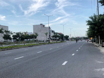 Bán lô mặt tiền đường Minh Mạng  gần bãi tắm du lịch Sơn Thủy trung tâm Quận Ngũ Hành Sơn 1