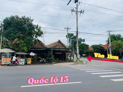 Bán lô đất đẹp gần ngã tư chơn thành   bình phước 2