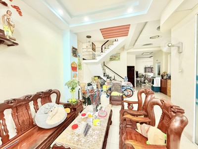 Bán nhà mặt phố âu cơ, tân sơn nhì, tân phú, 9.4 tỷ - 5 pn, 4 wc, sổ hồng 2