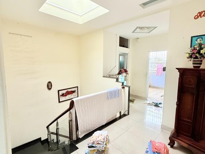 Bán nhà mặt phố âu cơ, tân sơn nhì, tân phú, 9.4 tỷ - 5 pn, 4 wc, sổ hồng 3