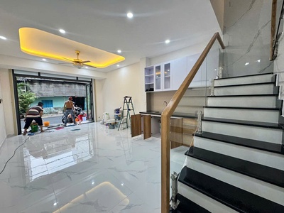 Mặt tiền quá rẻ trung tâm quận 8 -kinh doanh đỉnh  chỉ nhỉnh 100tr/m2- sổ nở hậu đẹp a4 - hiếm 1