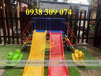 Cầu trượt máng đôi ngoài trời, cầu trượt sắt máng đôi giá rẻ 0