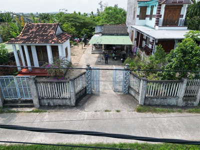Bán vườn 1712mv tịnh khê hướng đông, đường ô tô, giá 3.6 triệu/m2 3