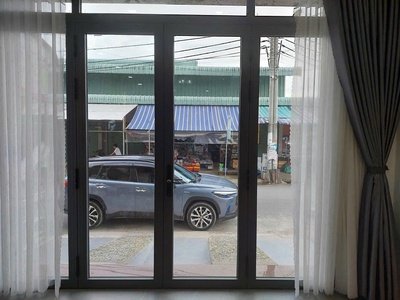 Bán nhà 1 trệt 3 lầu   giá lỗ sâu trong chợ cái sắn 1