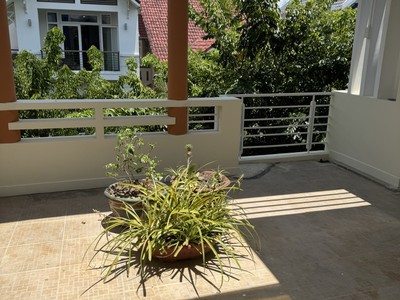 Nhà 3 tầng, 31 Hoàng Thúc Trâm,gần Sân Bay Đà Nẵng. giá 7.65 tỷ. 6